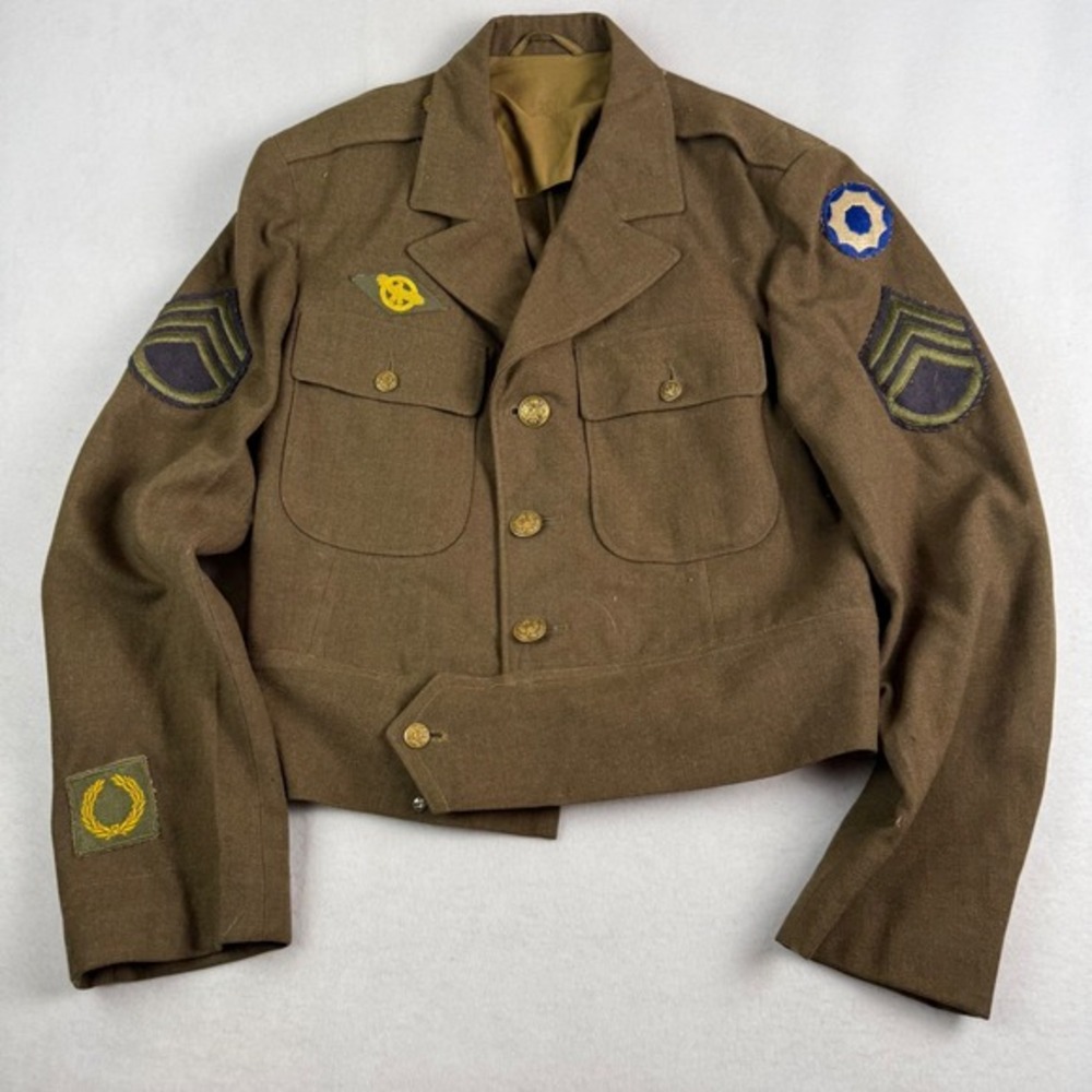Vintage WWII US Army Ike Jacket Wool Field‎ Coat Technical Sergeant Patches S/M